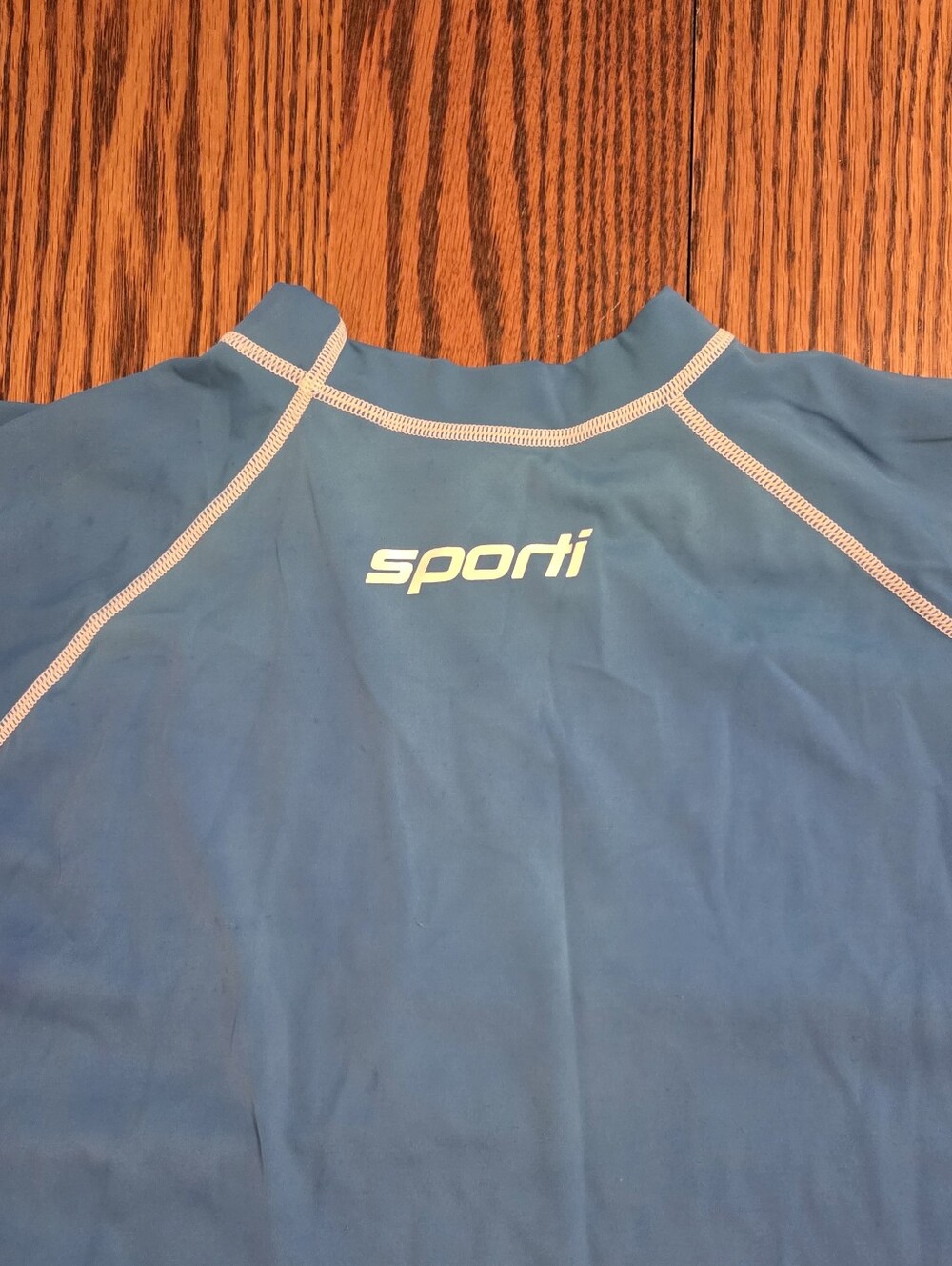 Short Sleeve Rash Guard - Picture 2 of 2